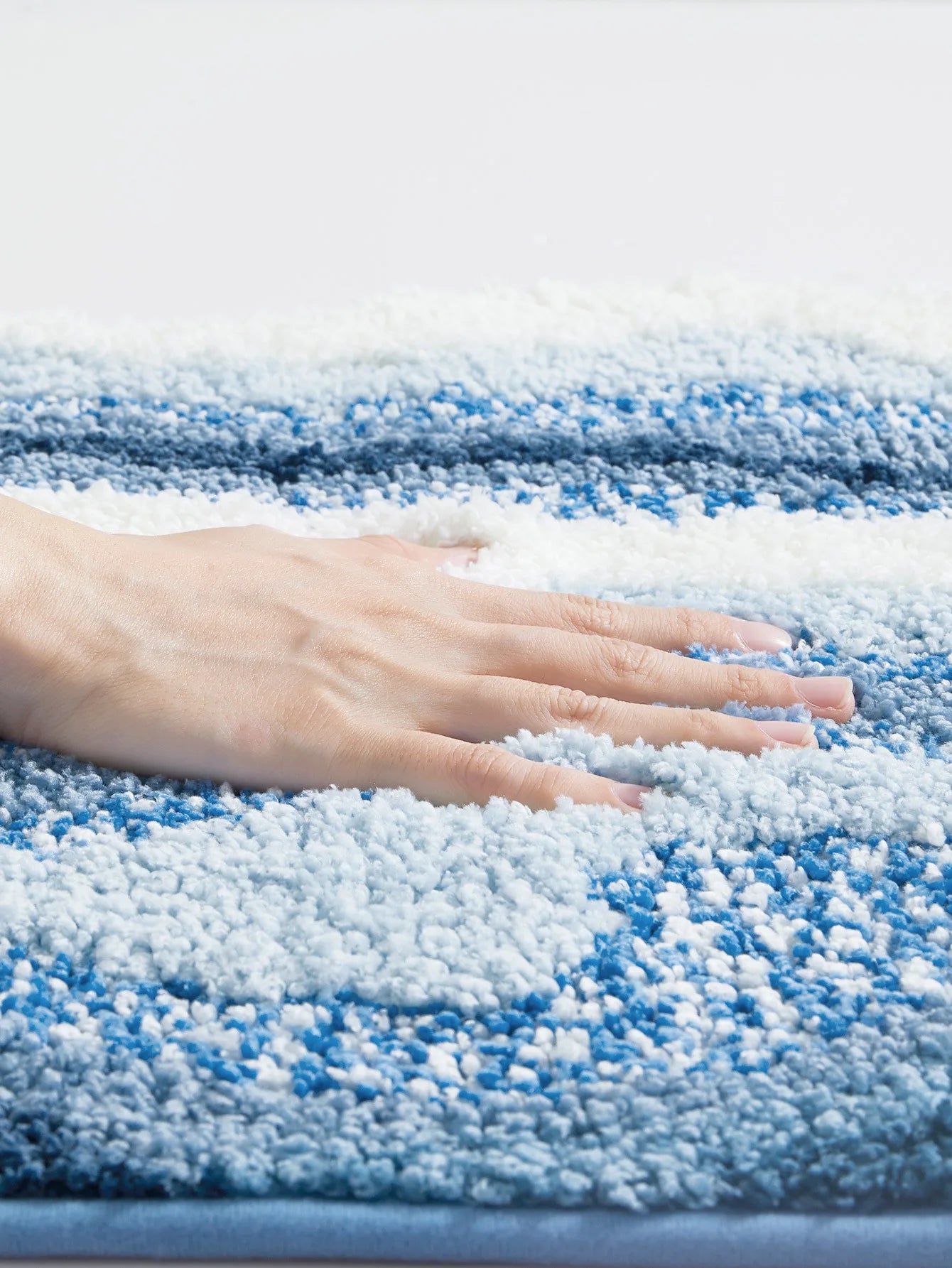 Hand-Tufted Wave Area Rug
