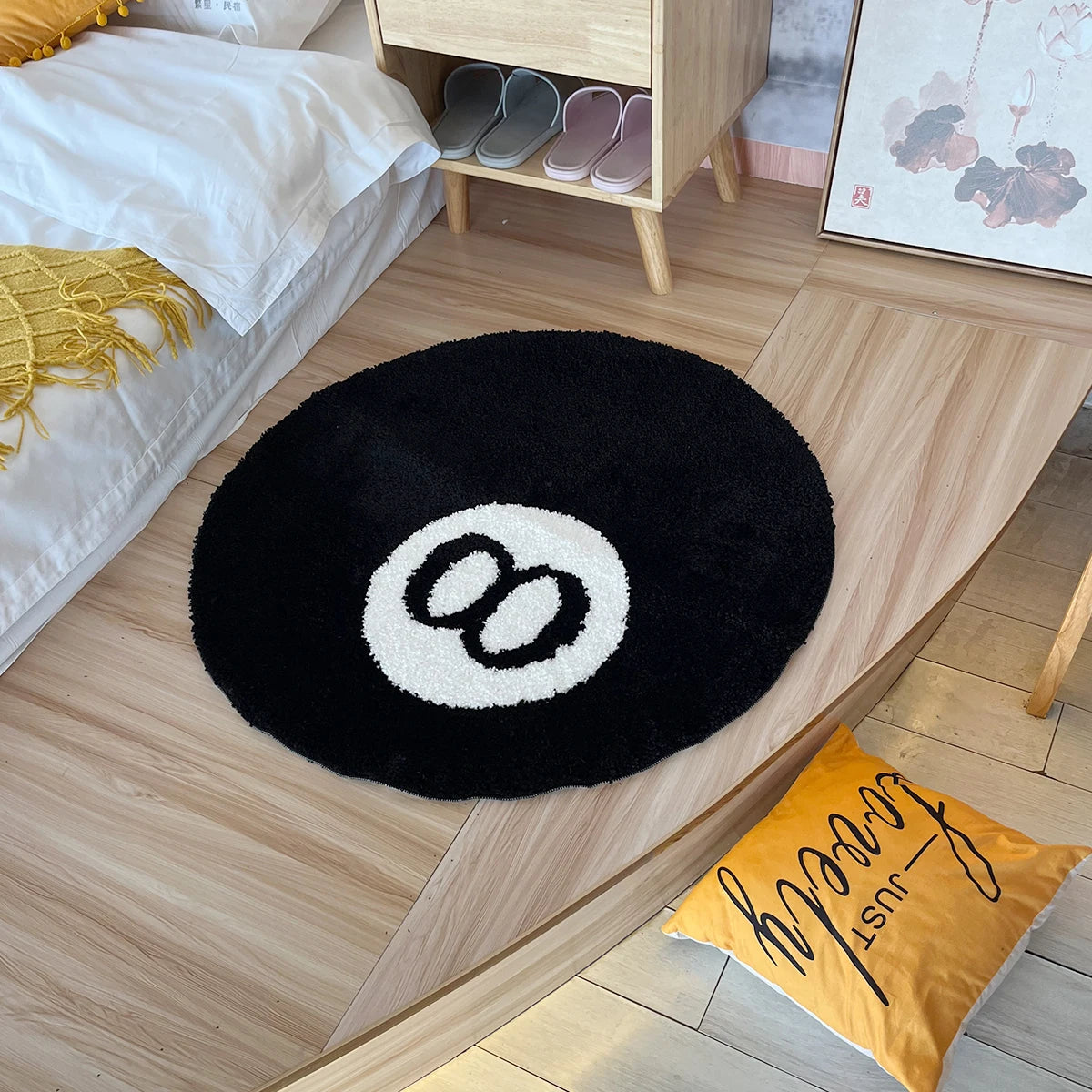 Black 8-Ball Round Rug