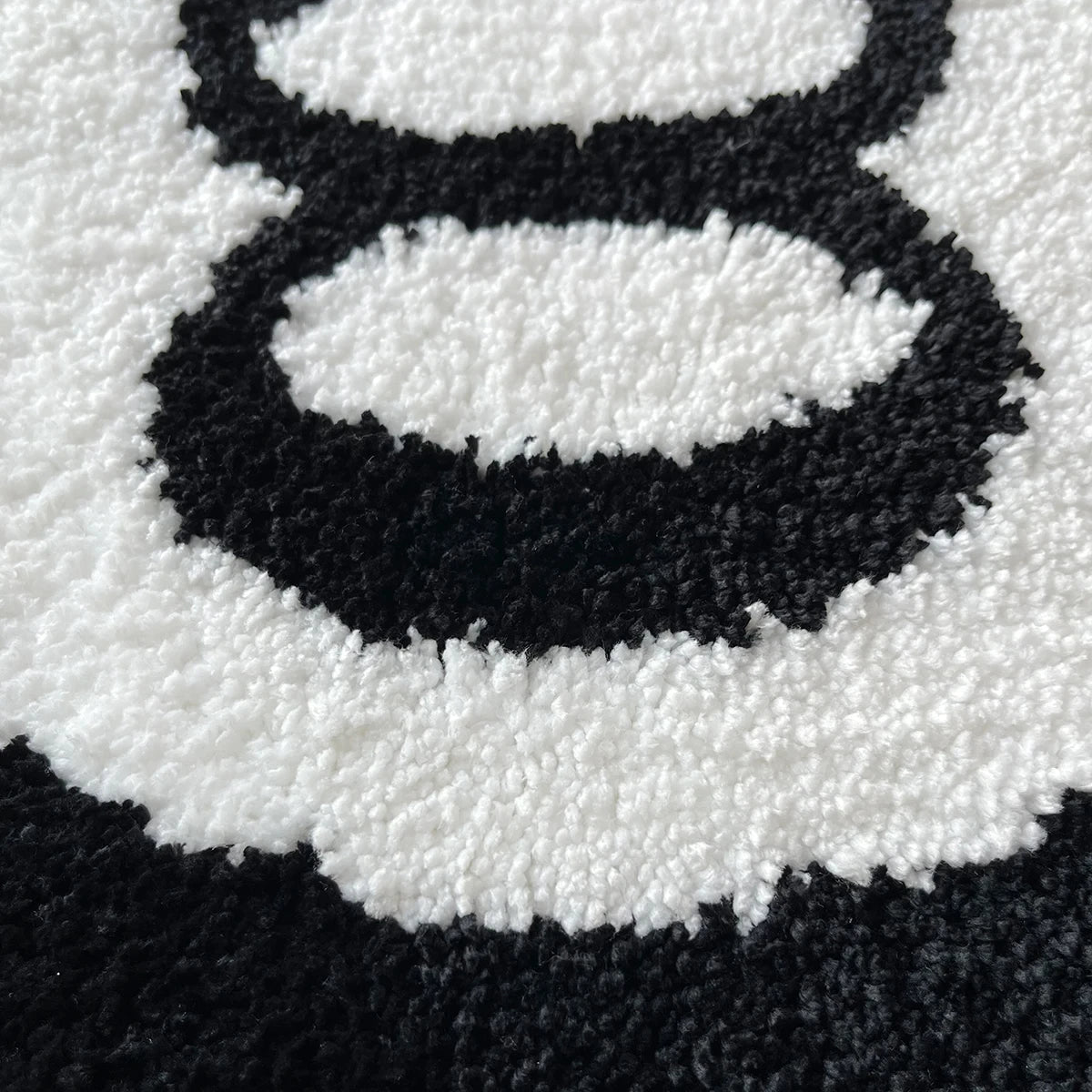 Black 8-Ball Round Rug